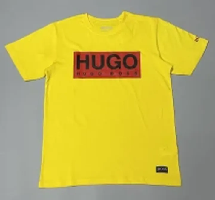 تی شرت مردانه سایز S   M   L برند Hugo Boss کد 10093486