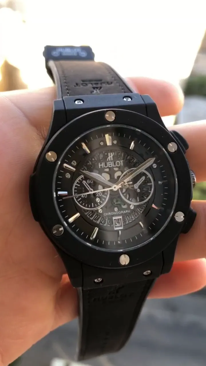 ساعت هابلوت Hublot  کیفیت قوی مدل بیگ بنگ در رنگ مشکی همراه با جعبه 