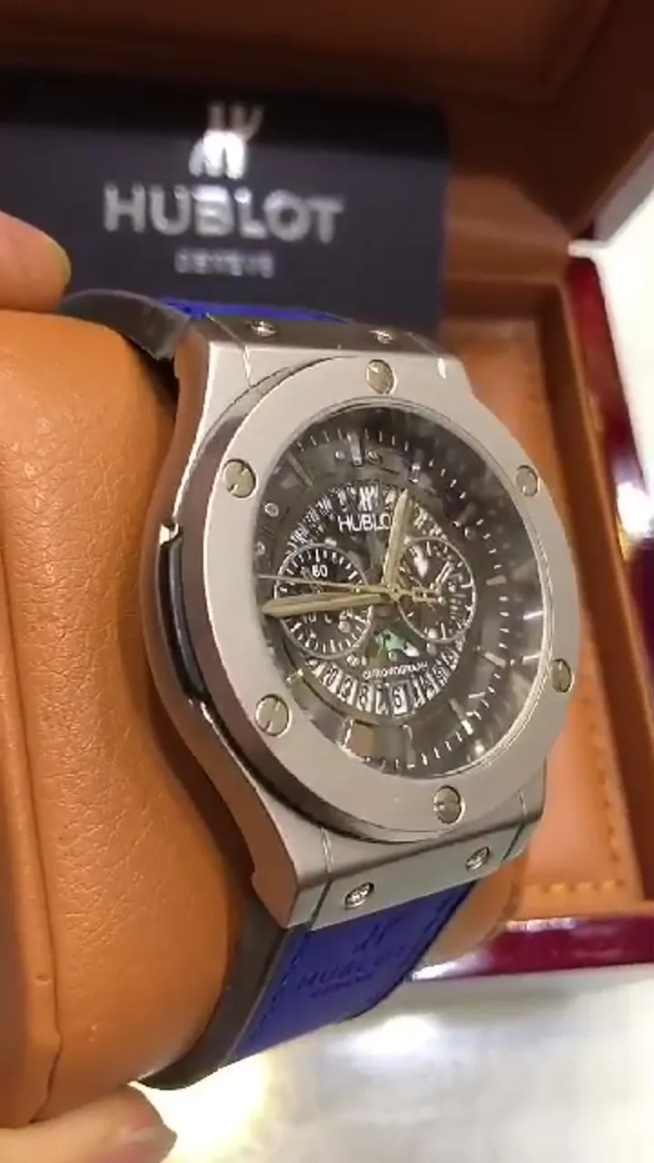 ساعت مچی مردانه هابلوت تقویم نمایان طرح کرنو موتور   شرکتی HUBLOT