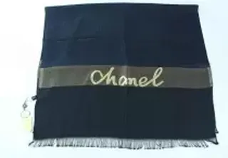 شال مارک دار زنانه 100441 طرح CHANEL