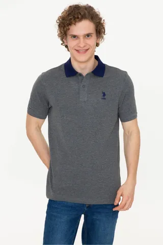 <span class="text-styled__StyledSpan-sc-d280c10c-1 dvOaRP">U.S. Polo Assn.< span>تیشر�ت مردانه خاکستری