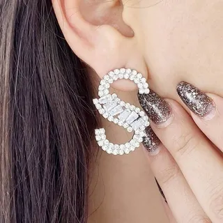 گوشوار�ه جواهری با حرف S کد 12637