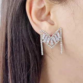 گوشوار�ه جواهری با حرف M کد 12639